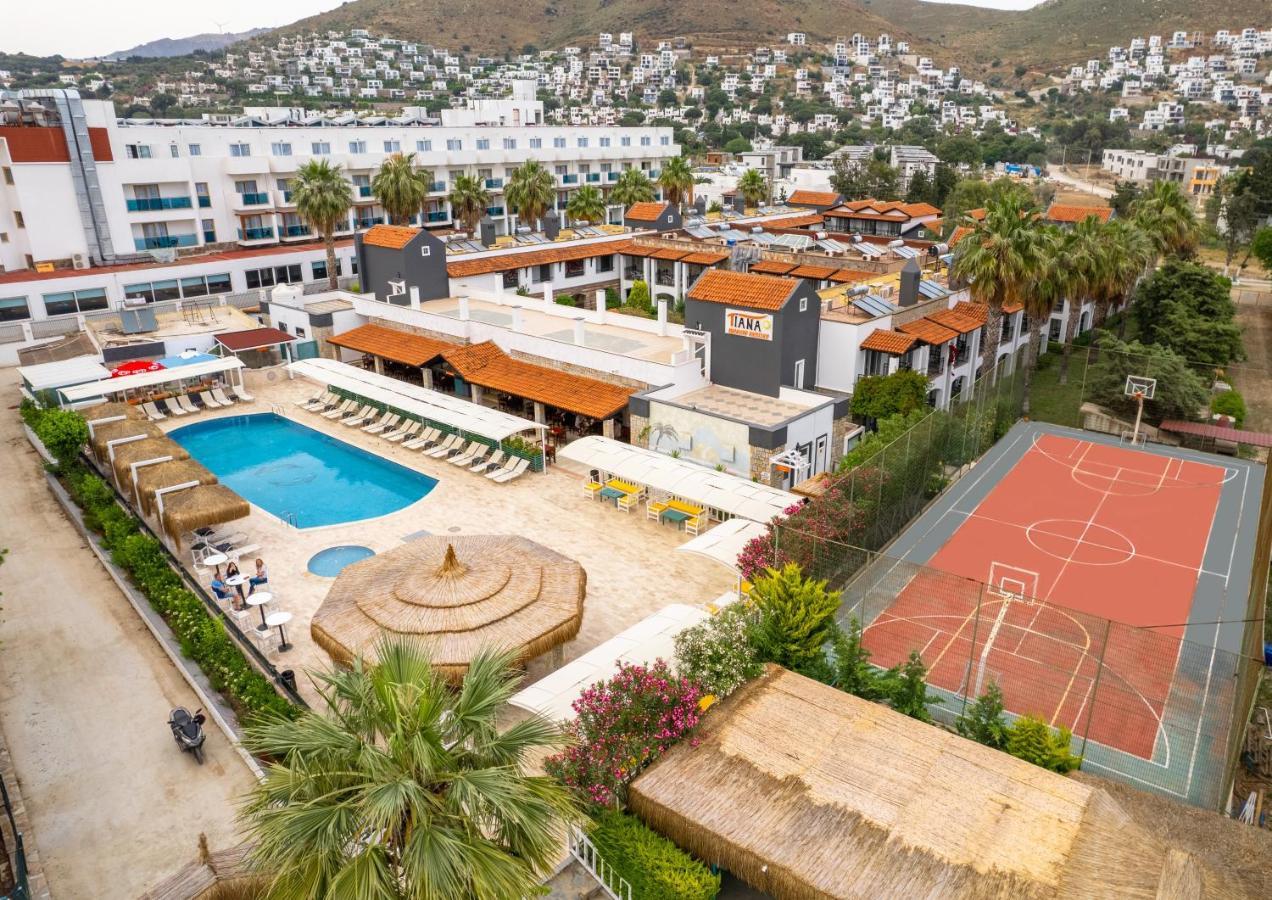 Tiana Beach Resort Тургутрейс Экстерьер фото