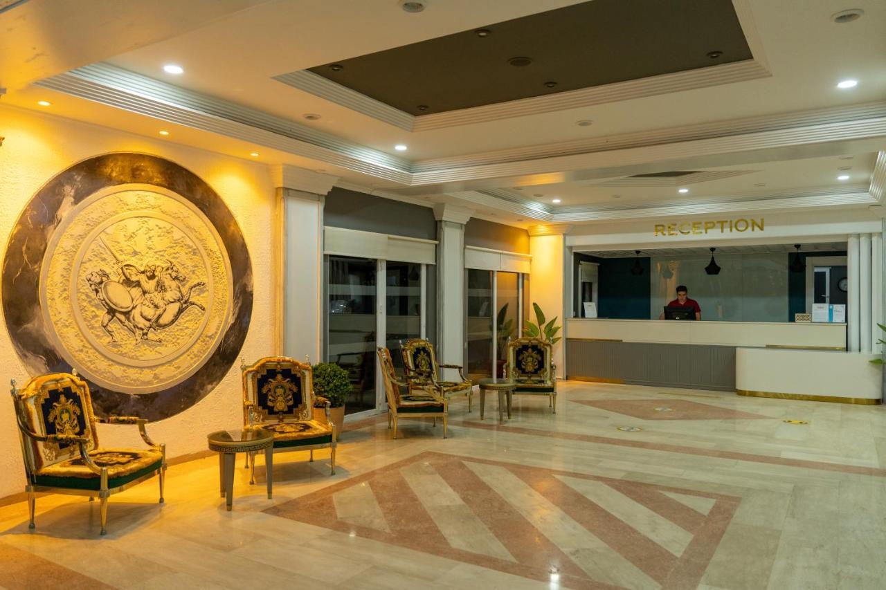 Tiana Beach Resort Тургутрейс Экстерьер фото