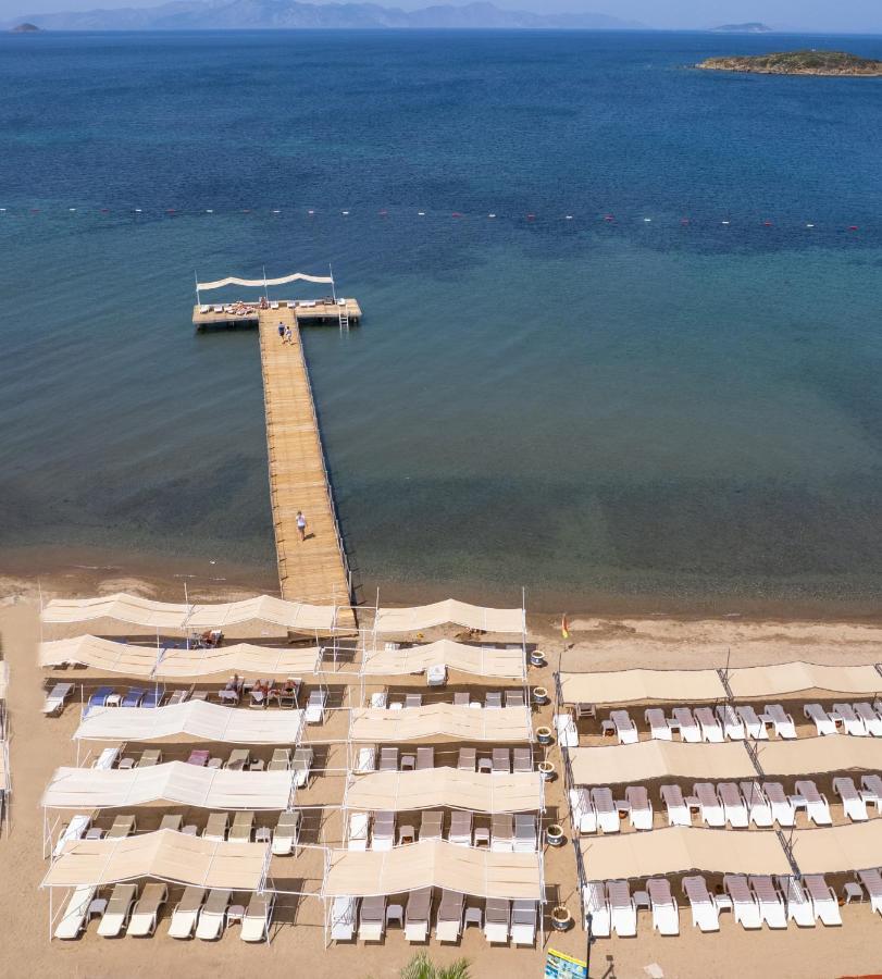 Tiana Beach Resort Тургутрейс Экстерьер фото