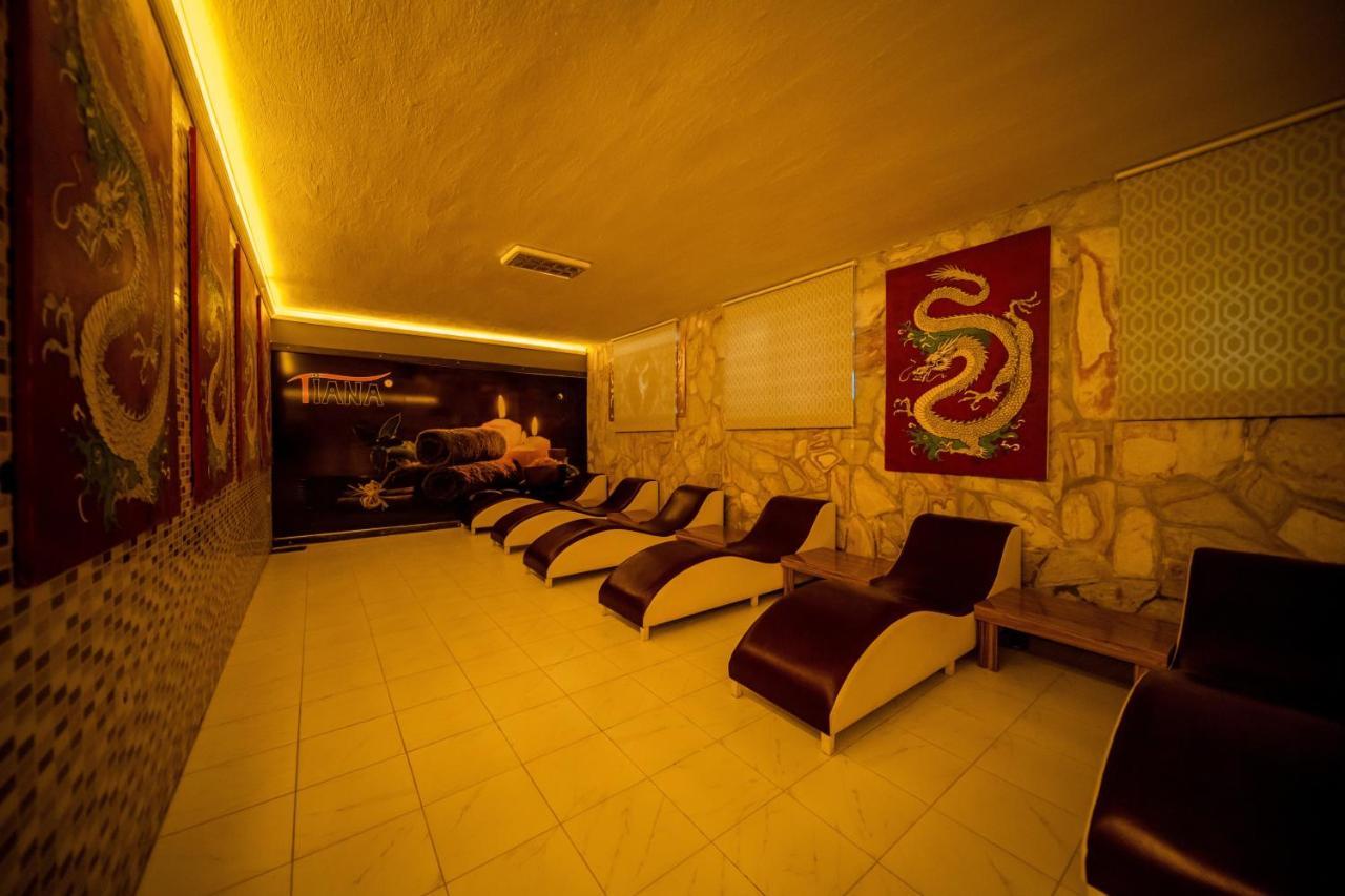 Tiana Beach Resort Тургутрейс Экстерьер фото